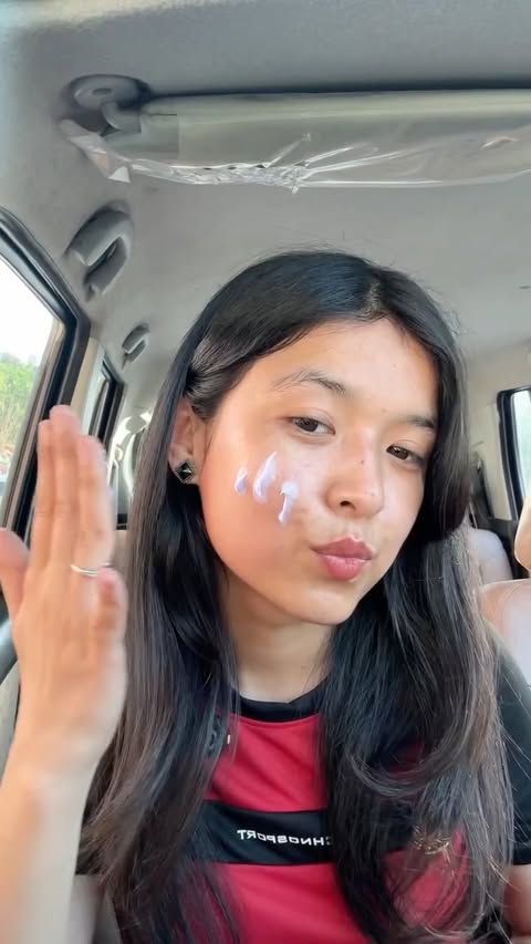 Instagram post by @moodiee_ishh for DERMDOC. Caption reads: Using DermDoc Sunscreen — kyunki mujhe chahiye....