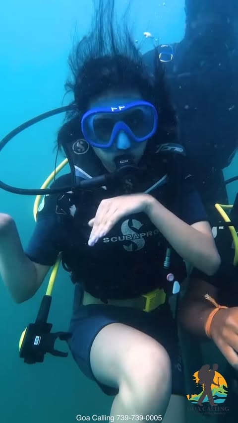Instagram post by @goa_calling_deals for Scuba Diving. Caption reads: [...] 𝐂𝐚𝐥𝐥𝐢𝐧𝐠 🤿✨
Experience professional....