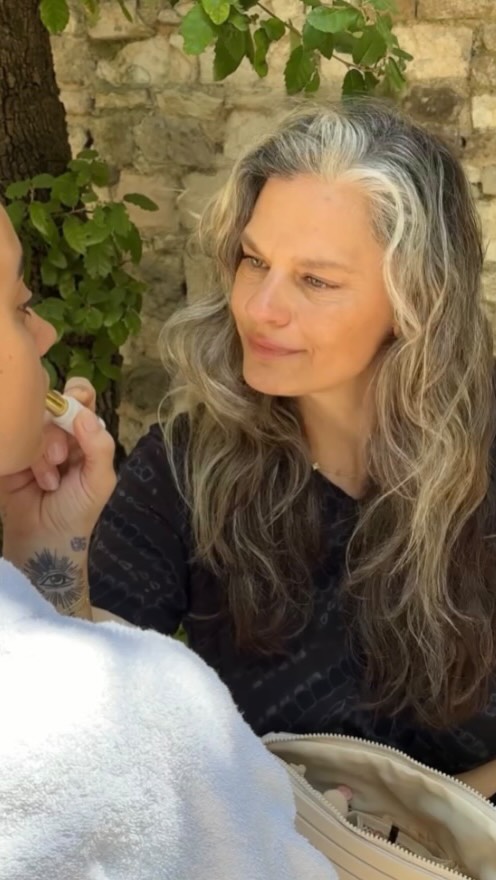 Instagram post by @patidubroff for Dae Hair. Caption reads: How my hair lasts for days — no heat needed.....