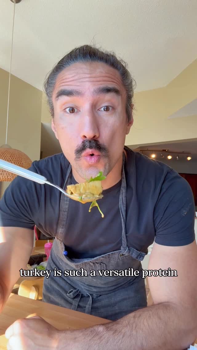 Instagram post by @haanpc for Canadian Turkey. Caption reads: #AD So many delicious ways to turn your....