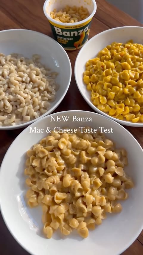 Instagram post by @thesecarbsdontcount for Banza. Caption reads: This new Mac & Cheese from @eatbanza is going to....