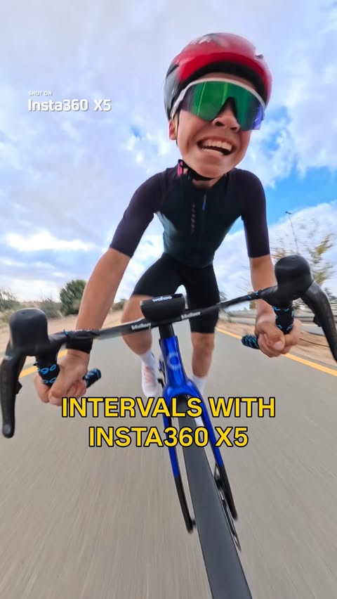 Instagram post by @cyclist_martin for Insta360. Caption reads: [...] the new front view bracket for my @insta360....