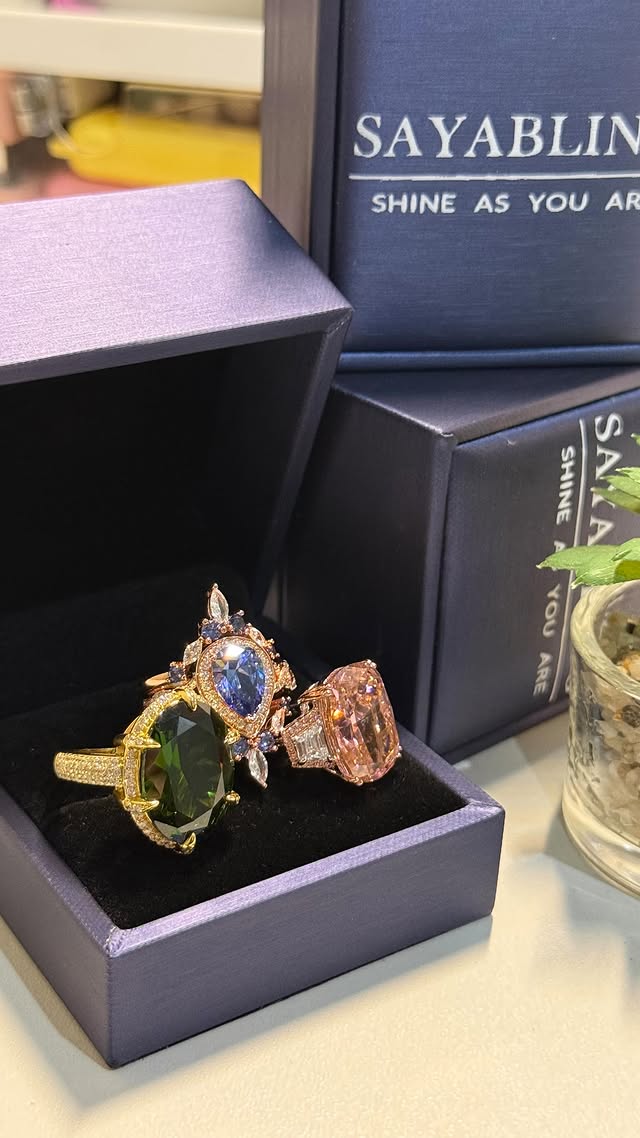 Instagram post by @_dcnicole for Sayabling Jewelry. Caption reads: [...] (AM-SY-1498): #sayablingjewelry #jewelry....