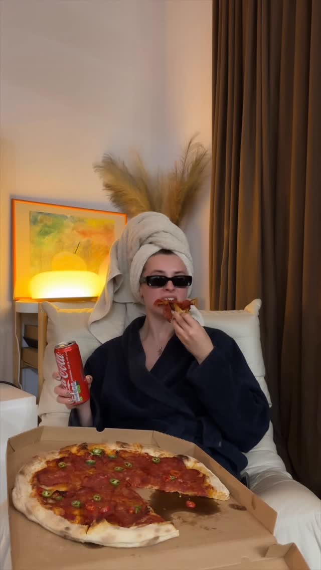 Instagram post by @pajadaite for Coca-cola. Caption reads: Kartais reikia mažos šventės sau ✨

Pica, filmukai....