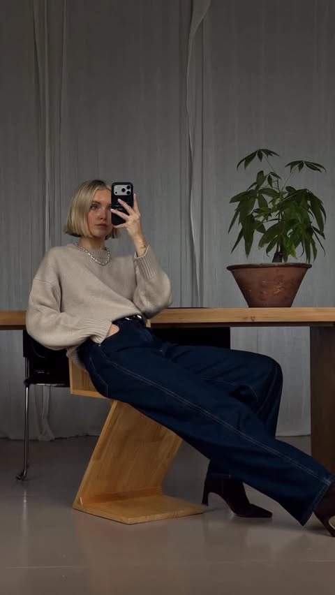 Instagram post by @pollyvsayer for The White Company. Caption reads: Winter white? It’s a yes from....