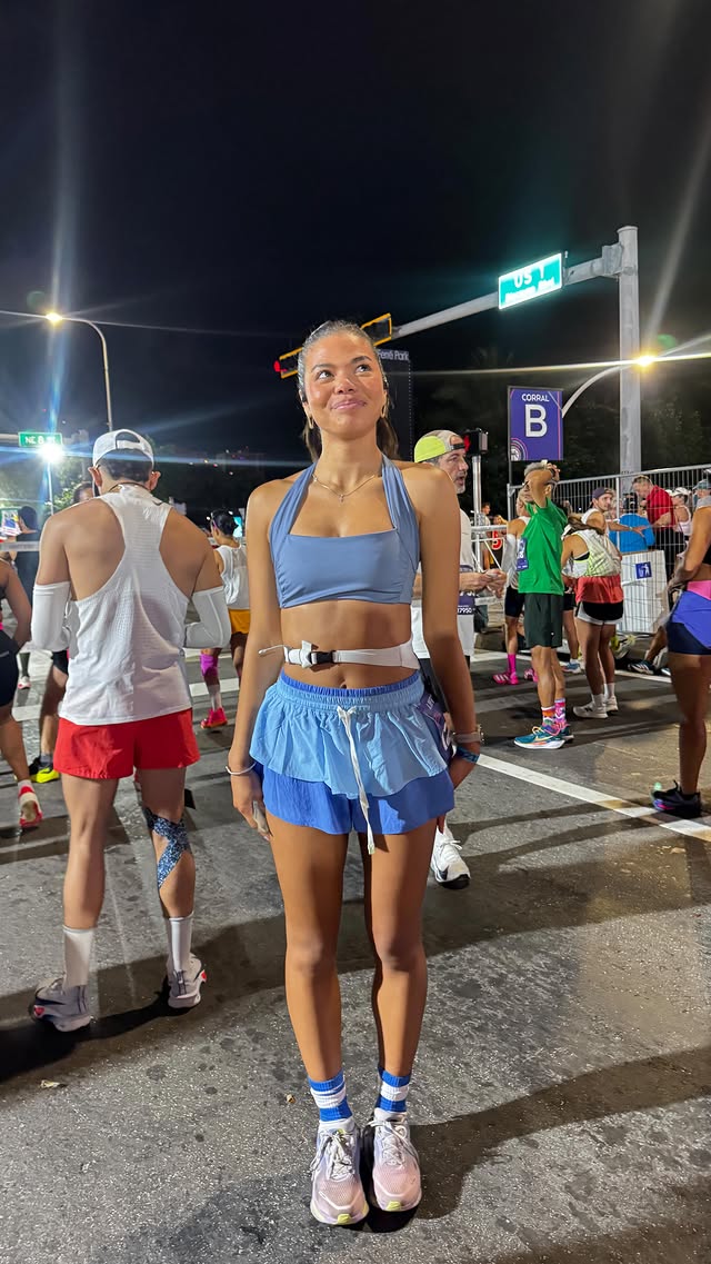 Instagram post by @alma.cooper for Therabody. Caption reads: GOOD MORING MIAMIII💙🦋🏃🏽‍♀️✨🩷🌴 @fpmovement....