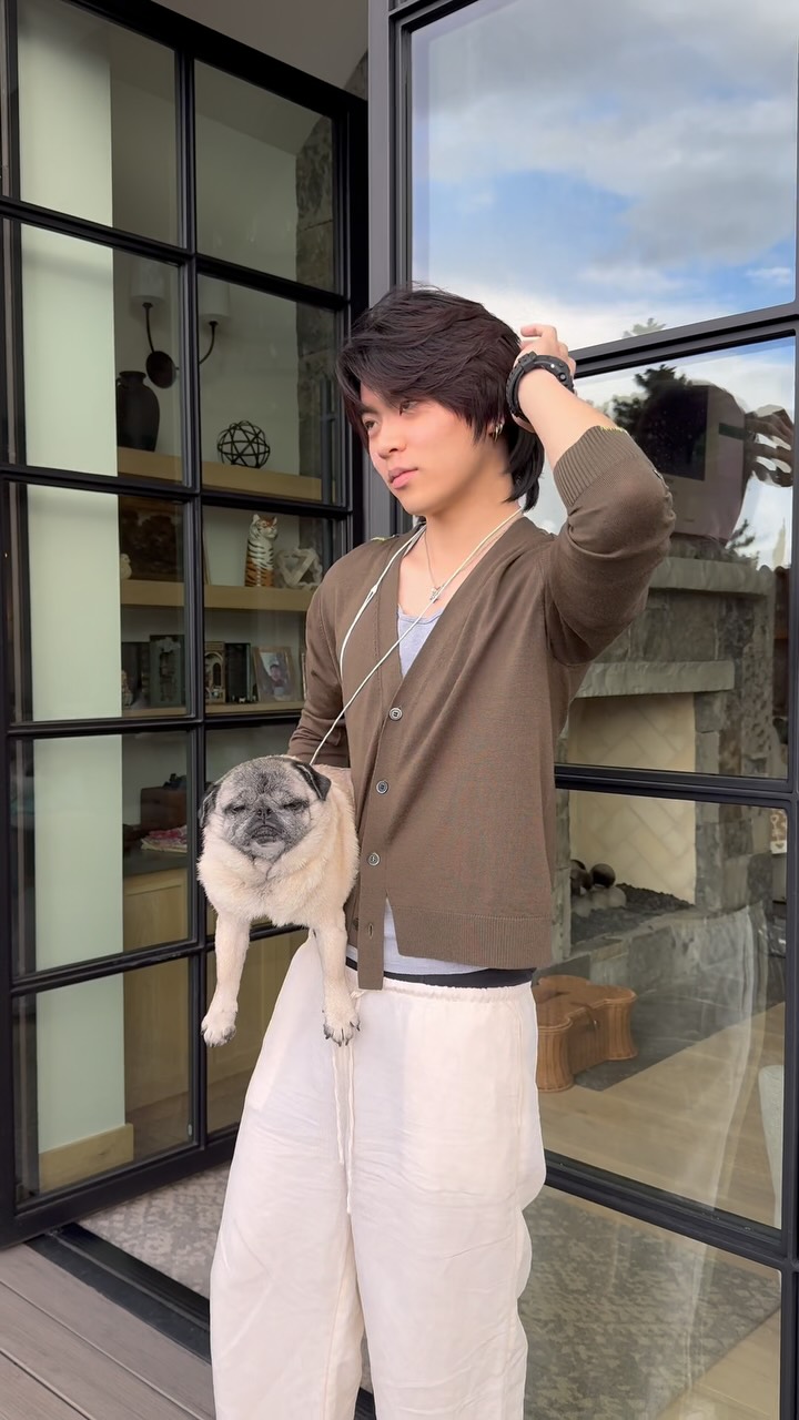 Instagram post by @whoisjustinlee for G-SHOCK. Caption reads: enjoying colorado with @gshock_us....