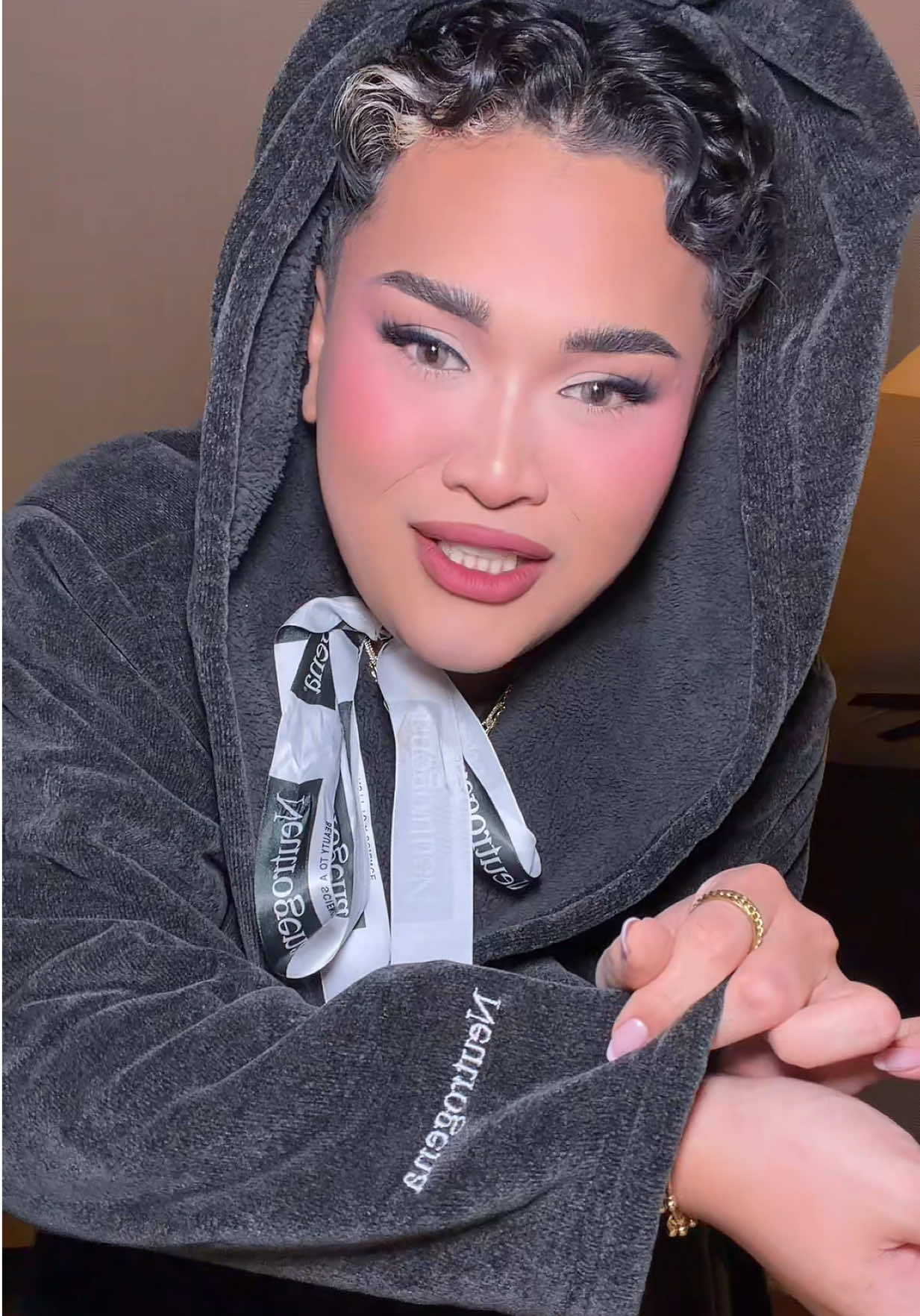 TikTok post by @seananthonyv for Neutrogena. Caption reads: ilysm @Neutrogena Canada 🫶🏼🩵 #unboxing....
