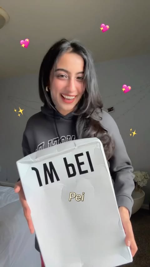 Instagram post by @heyitsasfa for JW PEI. Caption reads: AHHH ILY @jwpei_official 😭💖 #JWPEI #jwpeihana....