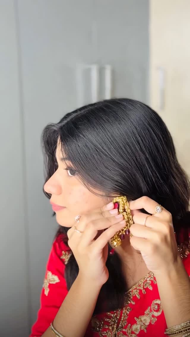 Instagram post by @_ridasyed._ for Iba. Caption reads: Get. Set. Glam🥰 Products used: ❤️ Iba Must Have....