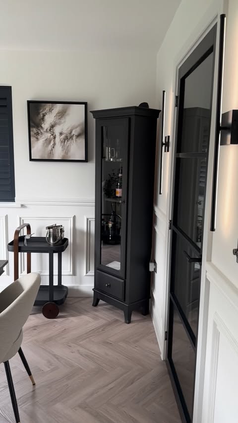 Instagram post by @themonomanor for Olivias. Caption reads: D I N I N G  R O O M

Created the perfect dining....