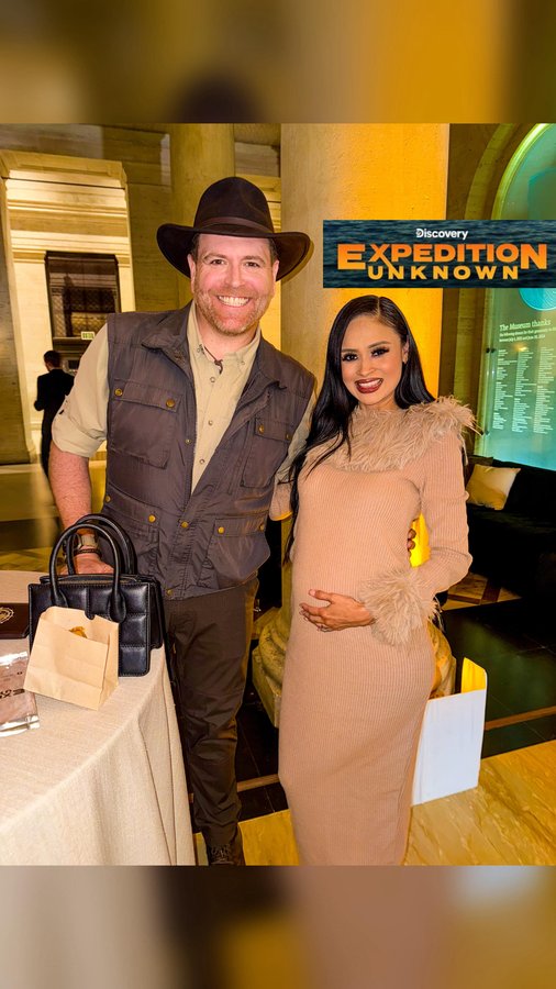 Instagram post by @mrs_williamzz for Discovery. Caption reads: #ad | 📣 Calling all EXPLORERS & @discovery....