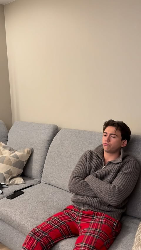 Instagram post by @emilseljeseth for Gelato. Caption reads: [...] started with your own business today at....