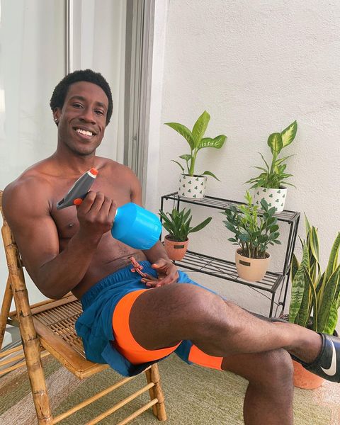 Instagram post by @jamalakakpo for Lively Root. Caption reads: [...] to see my new plants and pots from....