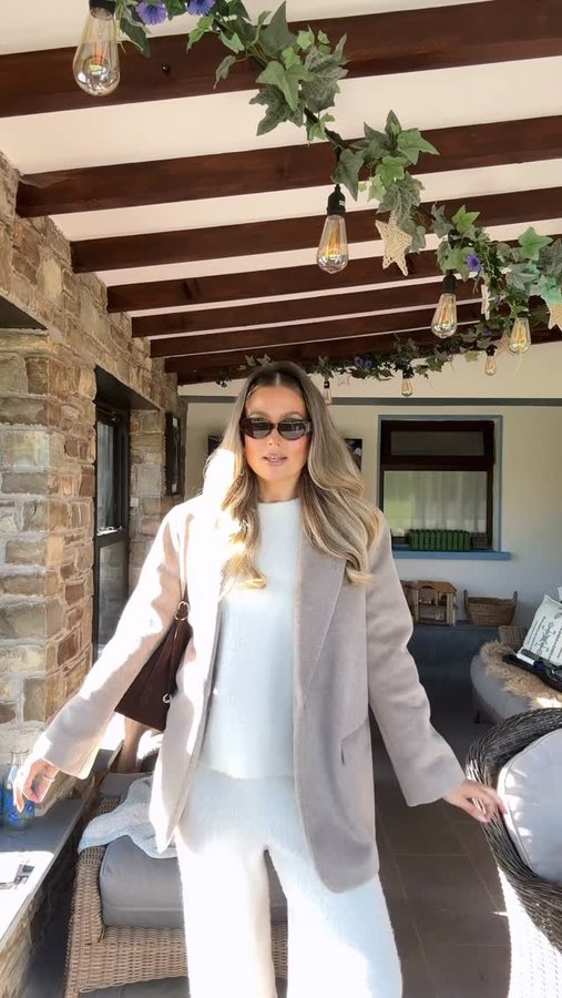 Instagram post by @dominiquenugent89 for 4TH ARQ. Caption reads: Wearing the softest co ord set from @4tharq it’s....