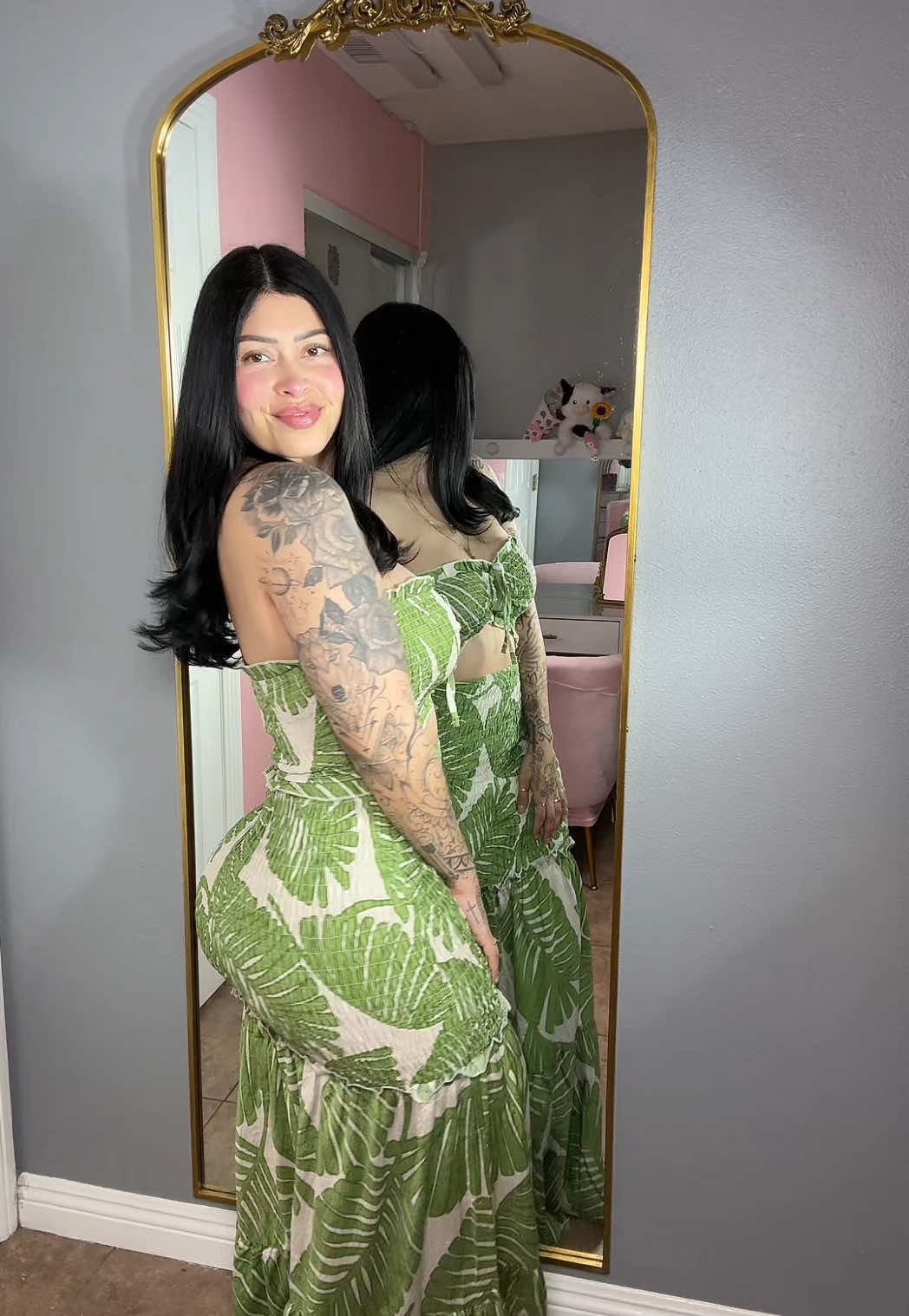 TikTok post by @jennyyareccy for ChicMe. Caption reads: @chicme #tropical #ootdfashion #dresses....