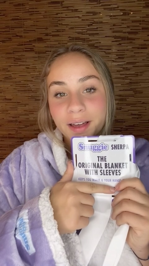 Instagram post by @hay_grooves for Snuggie. Caption reads: Happy Sunday - 💜 it’s still #SNUGGIEWEEK....