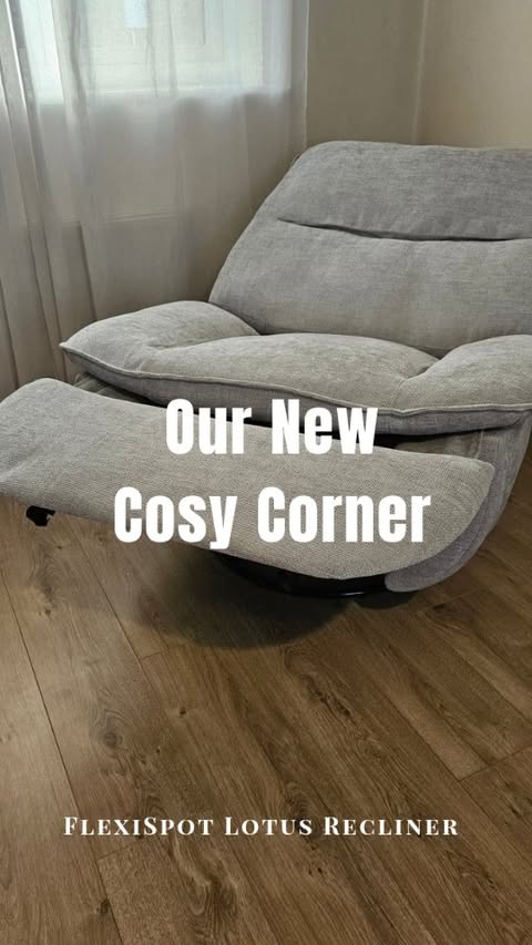 Instagram post by @simplysweethome__ for FlexiSpot. Caption reads: [...] 𝘆𝗼𝘂𝗿𝘀. We recently added the....