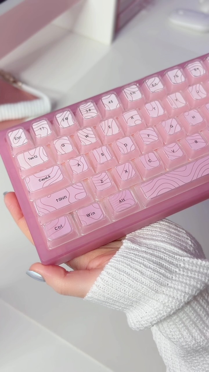 Instagram post by @daizedreams for Womier Keyboard. Caption reads: [AD] The “Pink Jelly Keyboard” 🩷[AD] [AD] This....