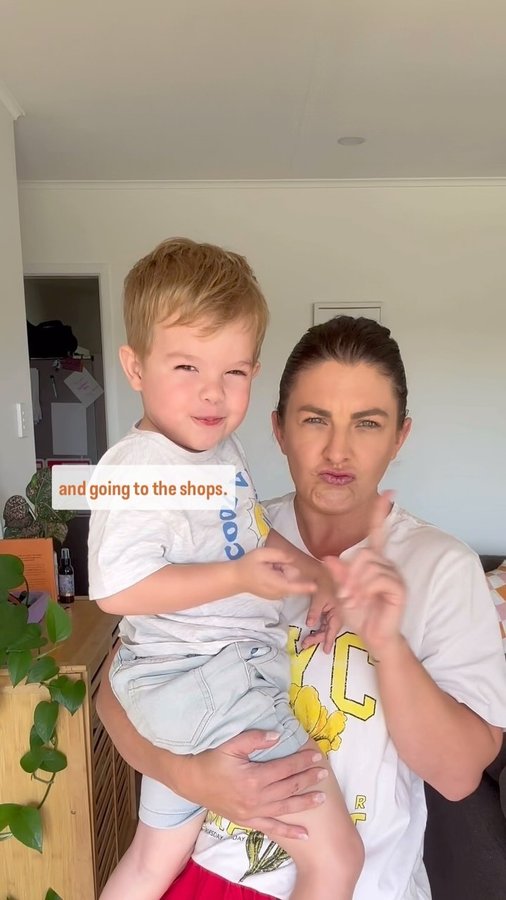 Instagram post by @___laurenkate for EveryPlate. Caption reads: I absolutely LOVE cooking and we all love eating,....