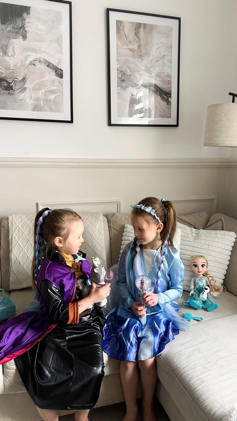 Instagram post by @pa_trishwi for JAKKS Pacific. Caption reads: The girls received this lovely Frozen surprise box....