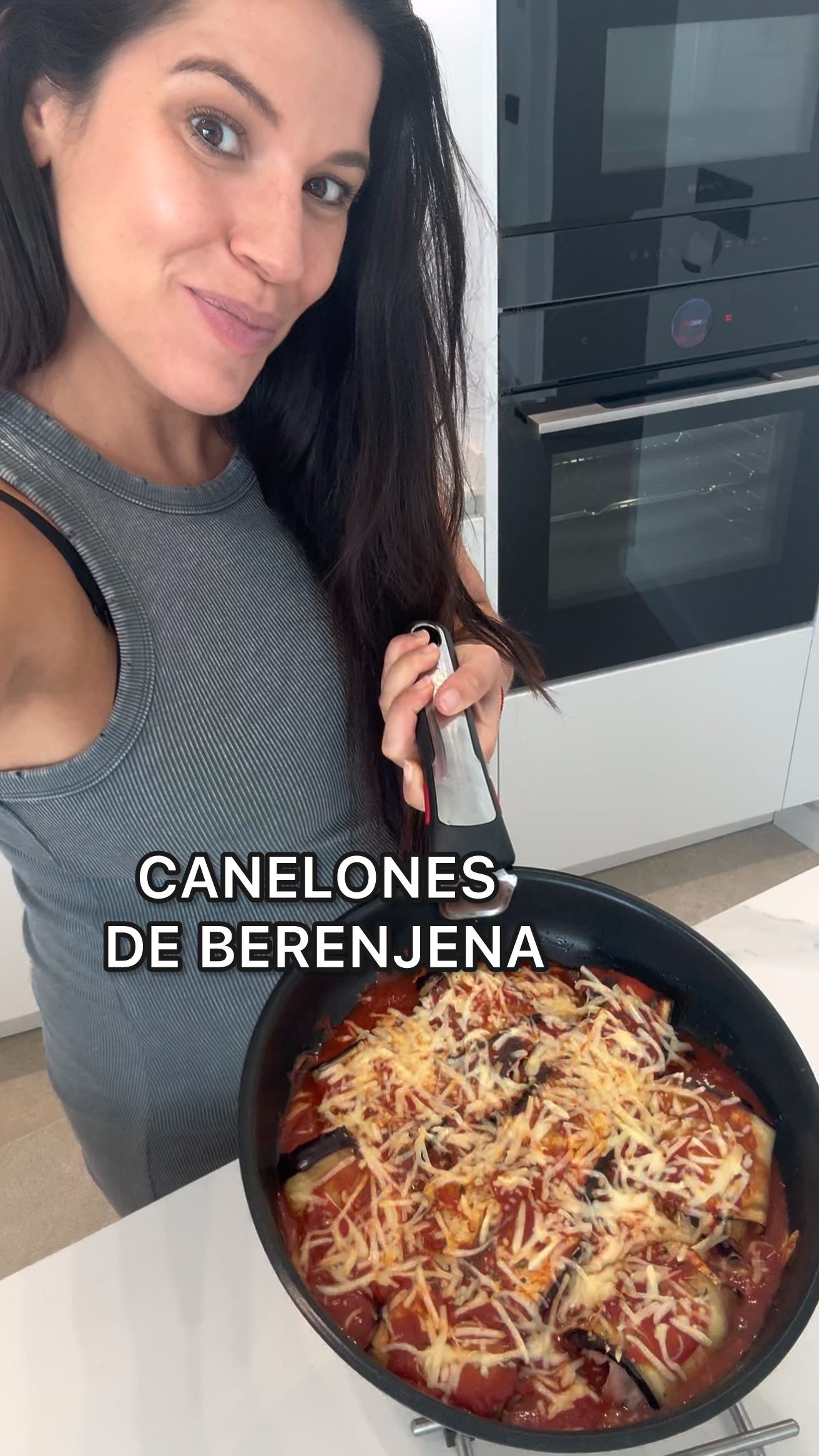 Instagram post by @mariapespin for Tefal. Caption reads: Canelones de berenjena, una idea de comida o cena....