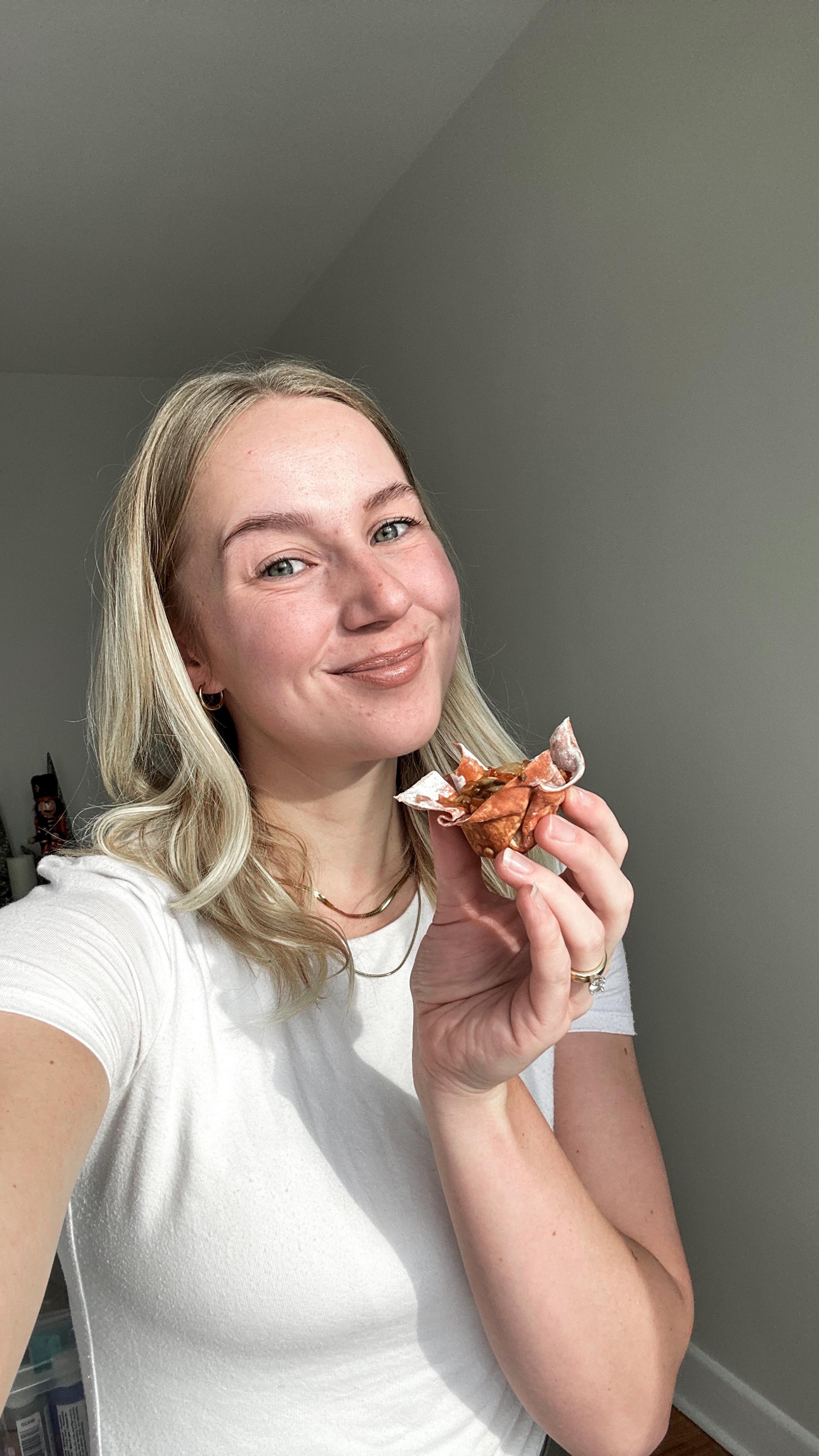 Instagram post by @cassiddynicole for Canadian Turkey. Caption reads: Holiday Appetizer 🎄✨

This appetizer comes....