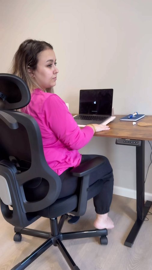 Instagram post by @qbrainusa for Kickstarter. Caption reads: [...] guess what? You can now grab it....