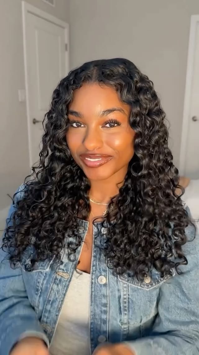 Instagram post by @jazamayaa for California Naturals. Caption reads: [...] looking good when I use these! 💕....