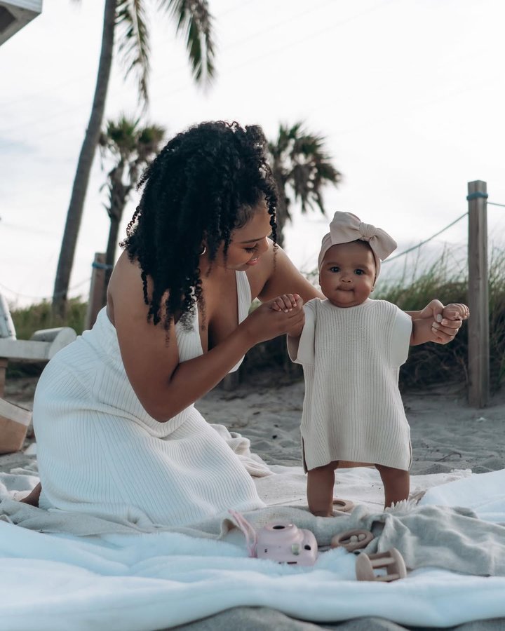 Instagram post by @natashaleeds for Banana Republic Factory. Caption reads: [...] to summer and Hello to Fall with....