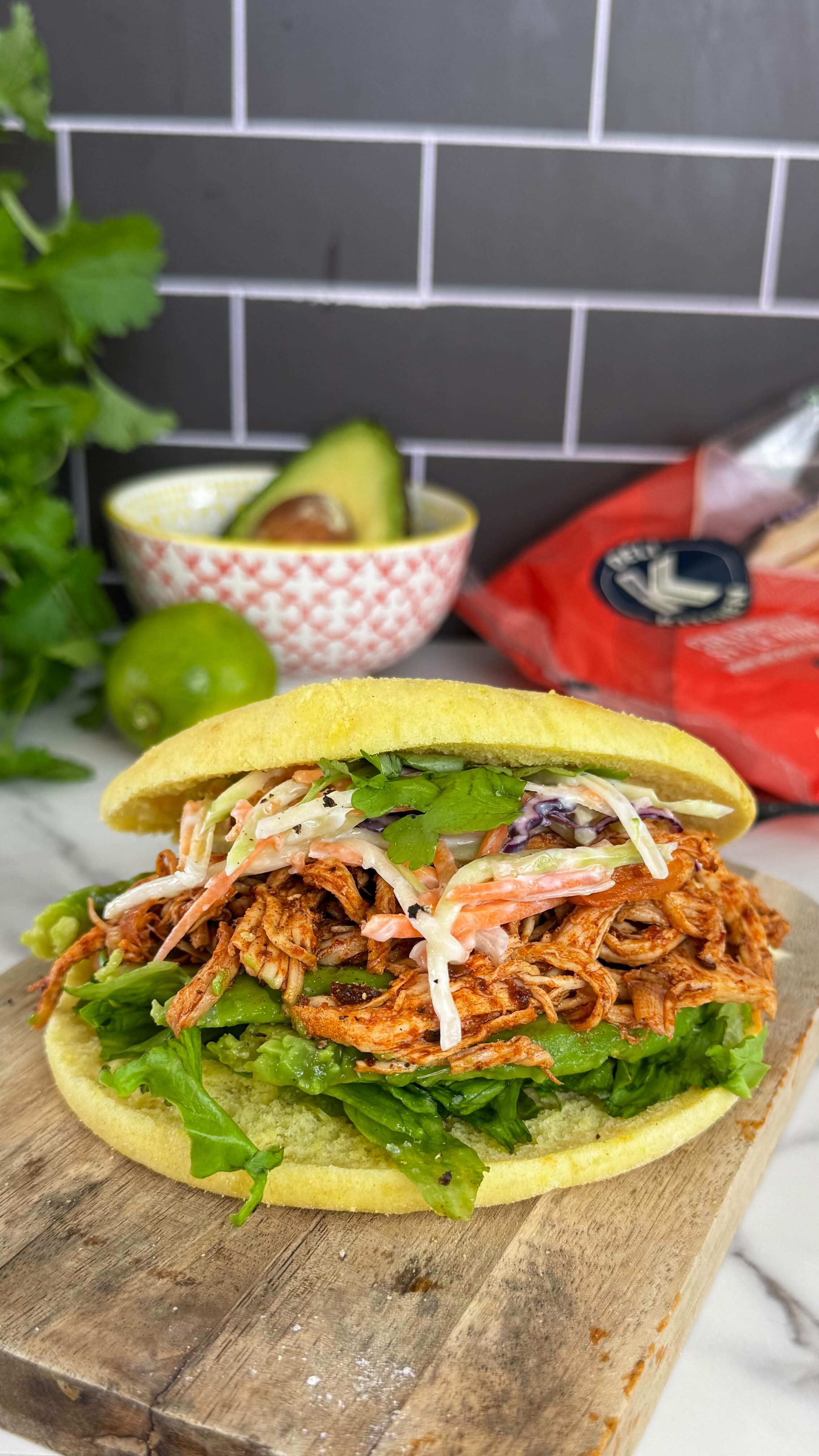 Instagram post by @slimming.gym.and.gin for MyFitnessPal. Caption reads: Recipe in caption ⬇️
AD | Pulled Chipotle Chicken....