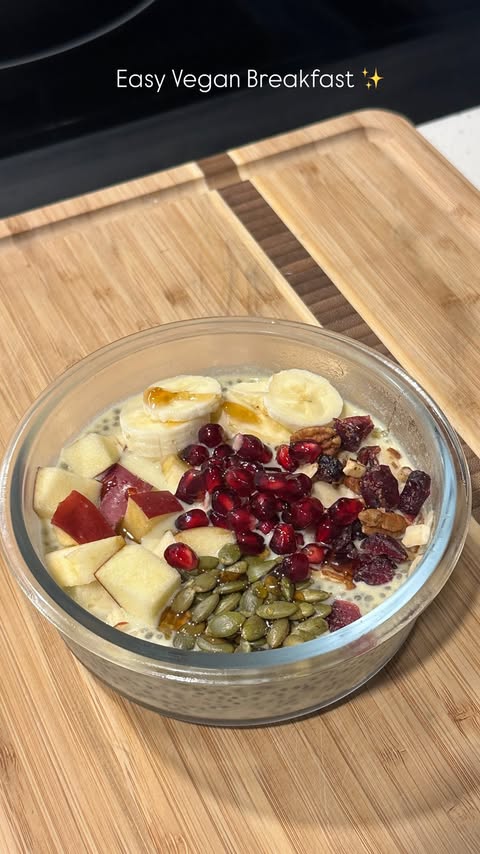 Instagram post by @foodbyvipcy for Almond Cow. Caption reads: [...] and made fresh in minutes using @almondcow....