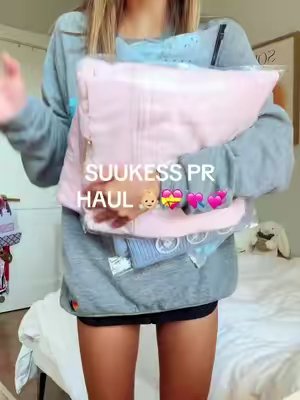 TikTok post by @sparklypinkcheetah for SUUKSESS. Caption reads: suukess did not disappoint! 💞💝⭐️💝🤭 @SUUKSESS....