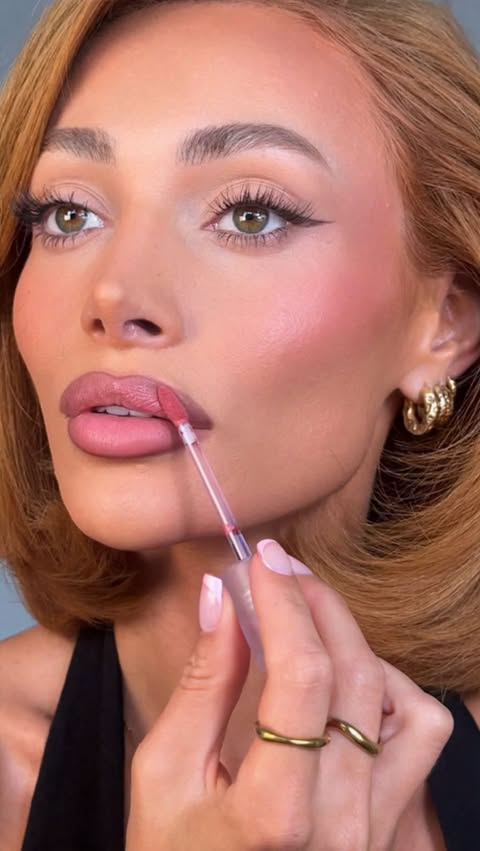 Instagram post by @lydiafowler for Selfridges. Caption reads: [...] Matte Lip Kit Available at....