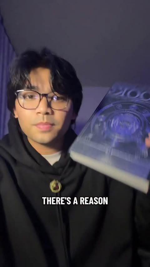 Instagram post by @readitralph for Hungry Minds. Caption reads: [...] this kind of book #thebook #booktok....