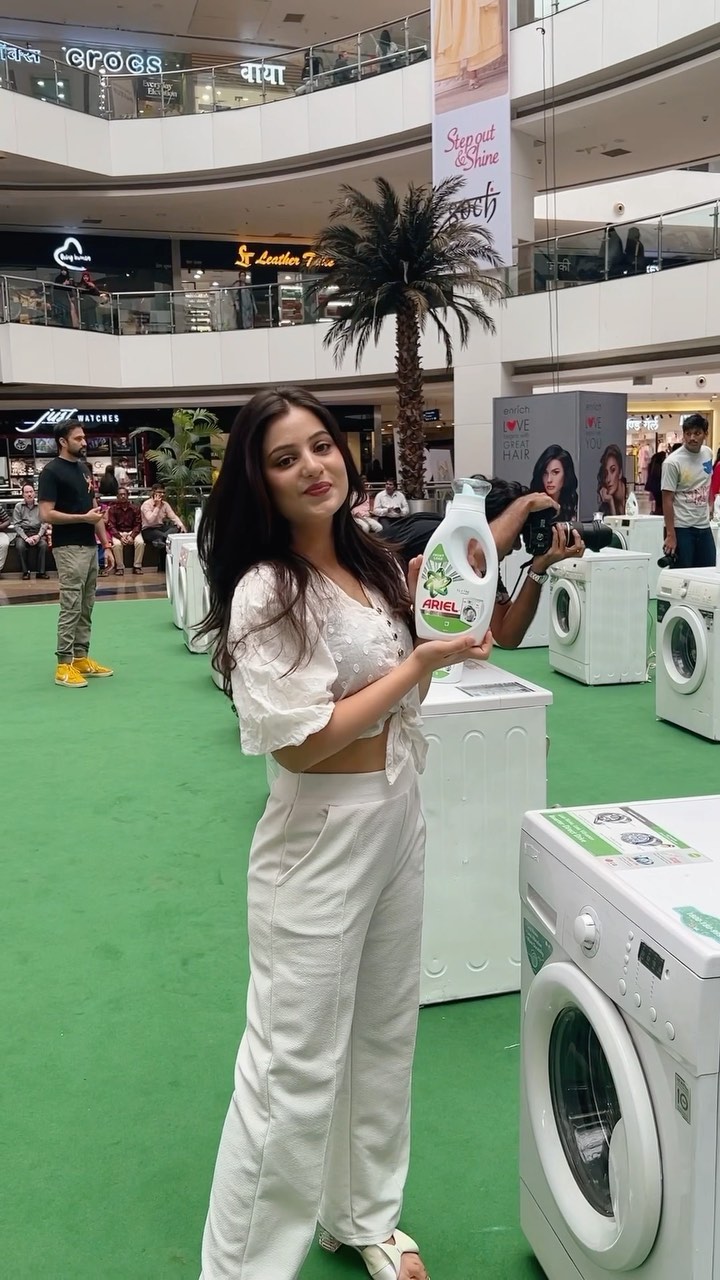 Instagram post by @gauri.more666 for Ariel India. Caption reads: So guys I believe that its very important to share....