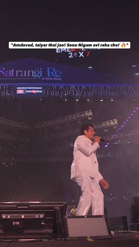 Instagram post by @amdavad.clicks for BookMyShow. Caption reads: Ahmedabad, are you ready? 🔥
Sonu Nigam LIVE on....