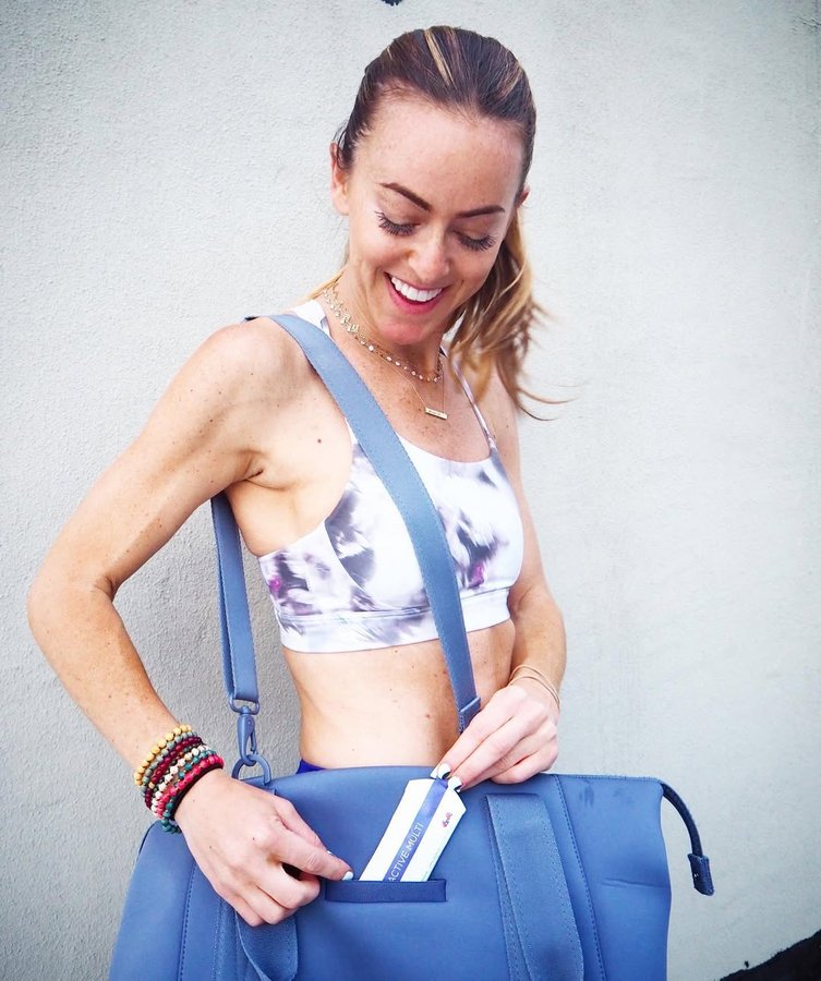 Instagram post by @alyteich for Healthycell. Caption reads: [...] it a little easier. That's why I love....