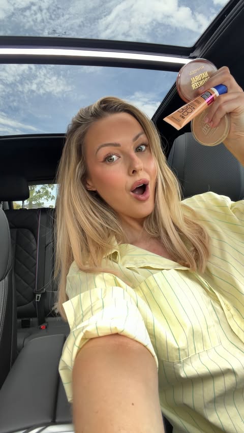 Instagram post by @rachel_de_oliveira for Woolworths. Caption reads: [...] goodies to the trolley at your next....