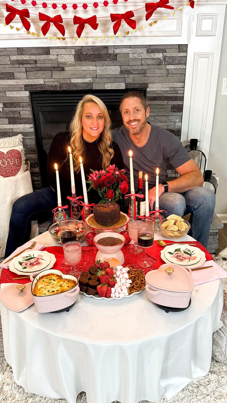 Instagram post by @coffeeandconfettimom for apogeeagency. Caption reads: 💕 Romantic Dinner at Home with Baked Spaghetti 💕....