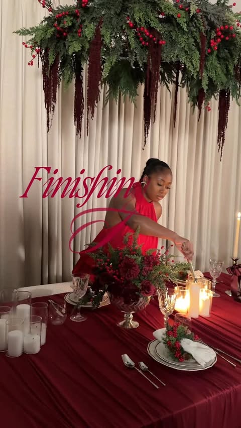 Instagram post by @jackytsh__ for etsy. Caption reads: My christmas Tablescape is finally set and ready....