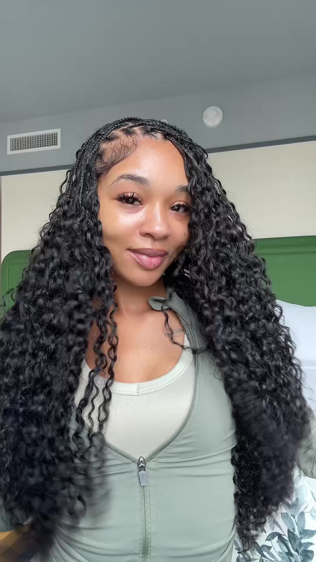 TikTok post by @kaylyncarrie for Mamushow Hair Store. Caption reads: Wait cause these Burmese curly miracle knots came....