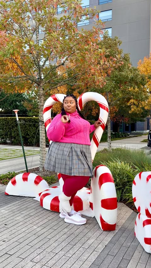 Instagram post by @morgiemone for SKECHERS. Caption reads: [...] be hands-free. I’ve been living in my....