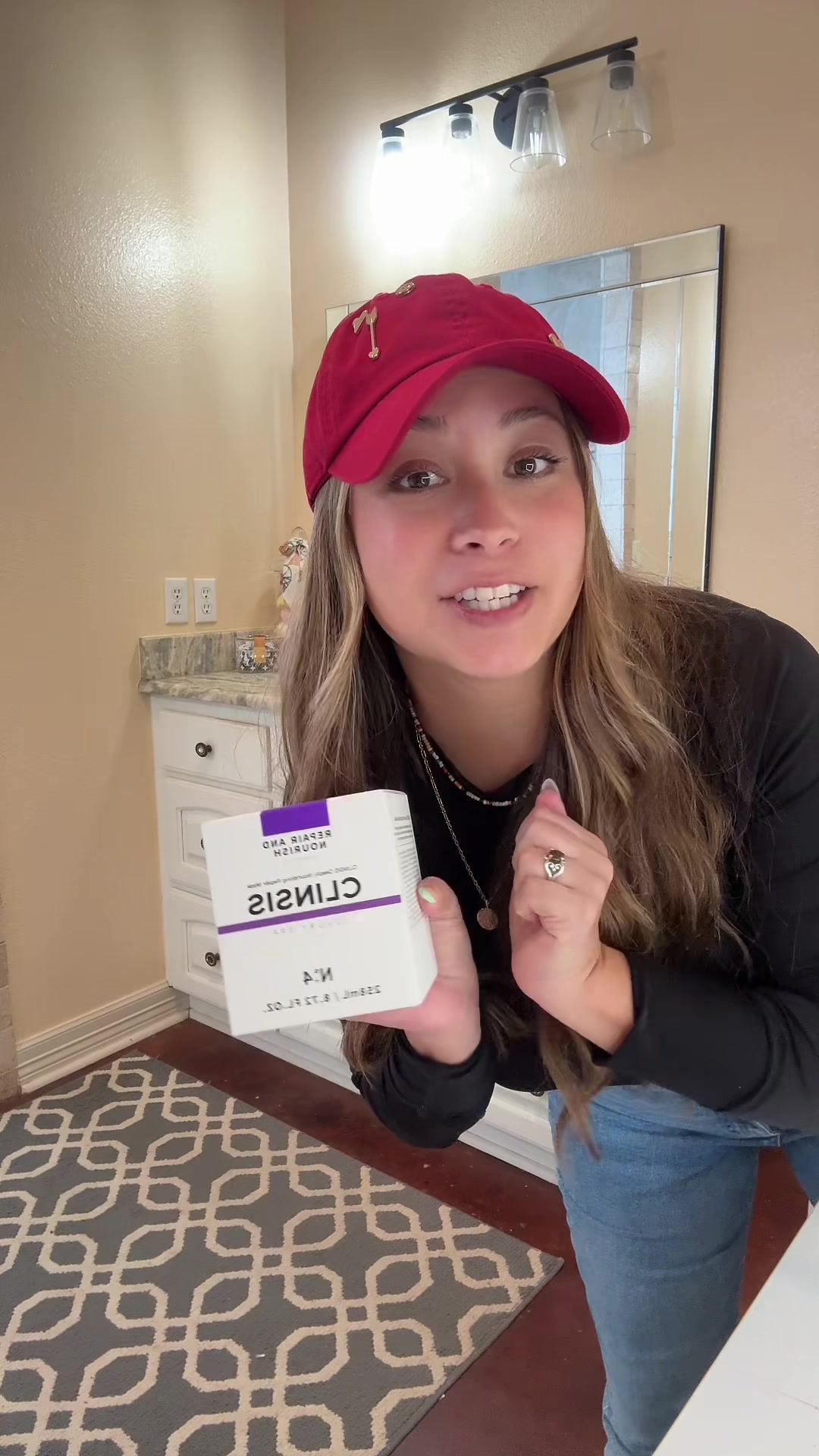 TikTok post by @tabithacloat for CLINSIS. Caption reads: 🫧🧖‍♀️@CLINSIS #clinsis #clinsishairmask #hair....