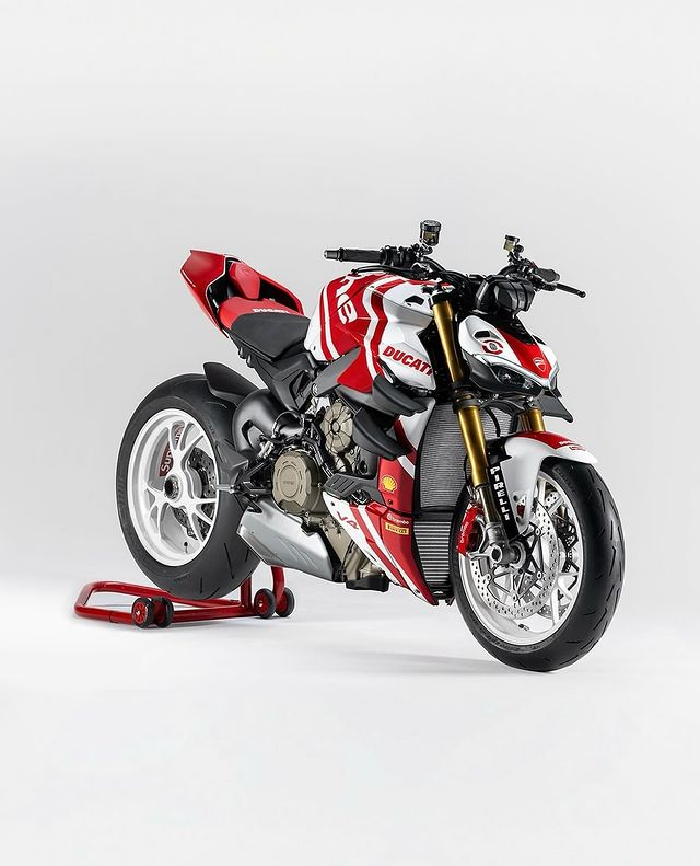 Instagram post by @ducati_streetfighter_v4 for Supreme. Caption reads: For Supreme style & street cred...
Check out the....