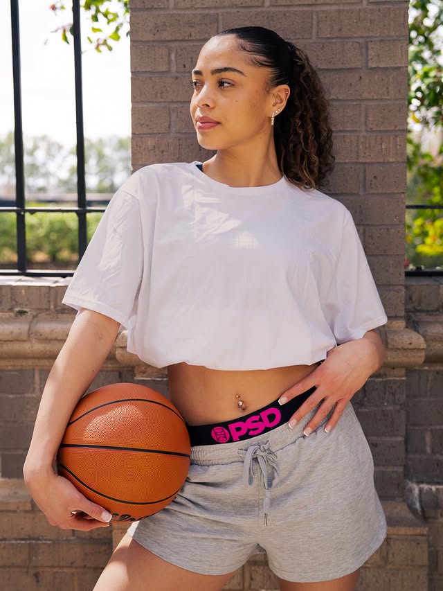 Instagram post by @lailaphelia for PSD Underwear. Caption reads: It’s always @psdunderwear for me #psdpartner.