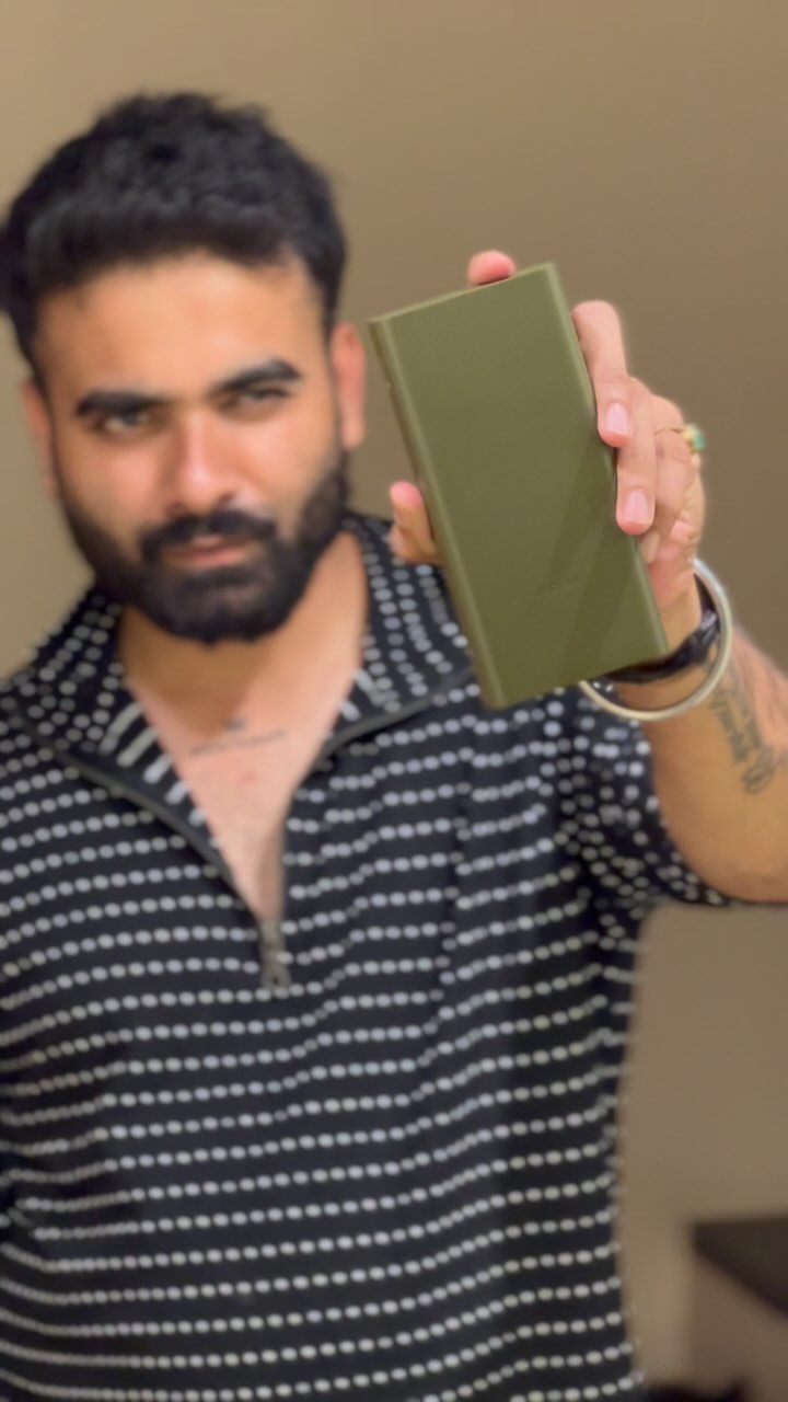 Instagram post by @ankitmishra_1310 for Xiaomi India. Caption reads: My Travel Must Have 🚀
My reliable @xiaomiindia....