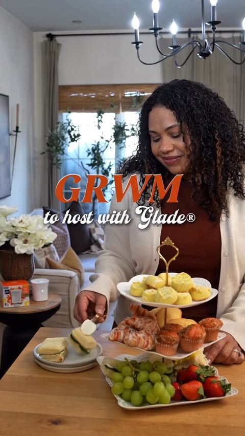 Instagram post by @simplyeverydayliving for Glade. Caption reads: [...] and making my space inviting. #ad With....
