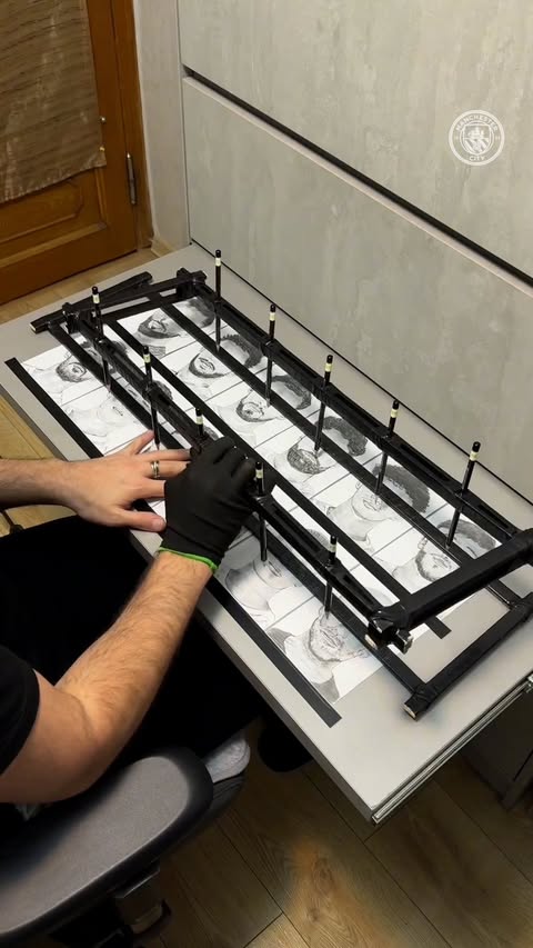 Instagram post by @eduwoes for Manchester City. Caption reads: A master at work 🎨✨

✏️ @eduwoes.