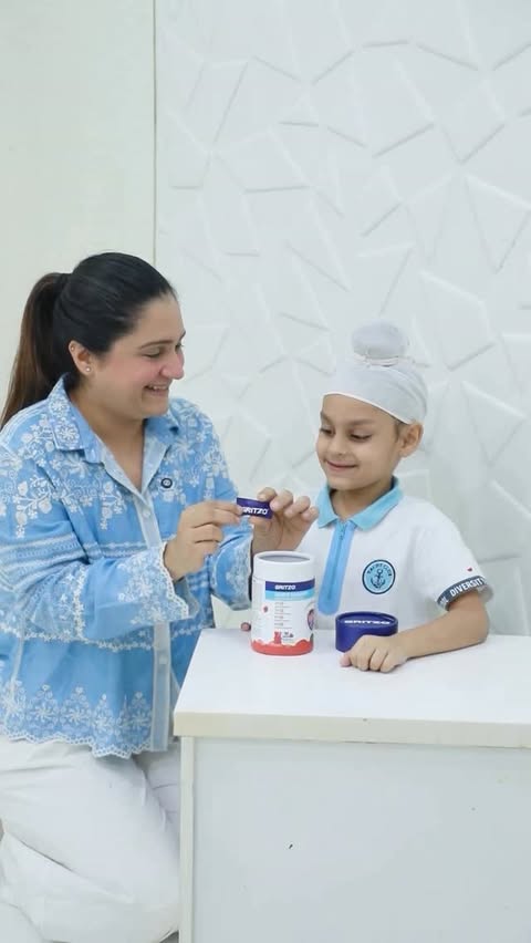 Instagram post by @the_momster for GRITZO. Caption reads: [...] finish their meals.

That’s why I add Gritzo....